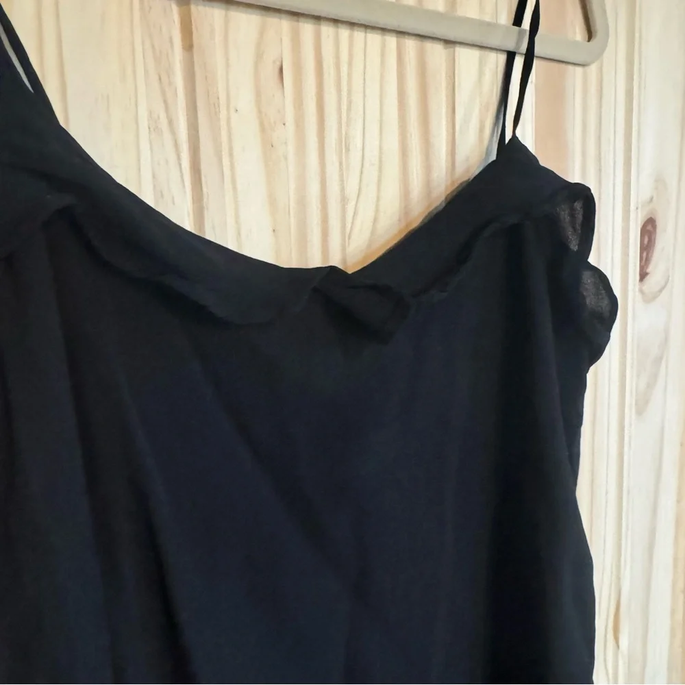 Black Ruffle Cami Top size Medium - Picture 8 of 9